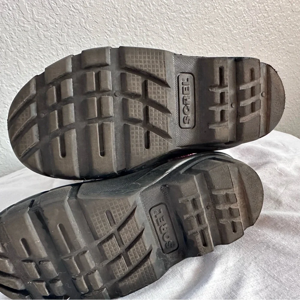 Sorel‎ Kids Snow Boots Pink Gray Waterproof Insulated Adjustable Strap Size 13